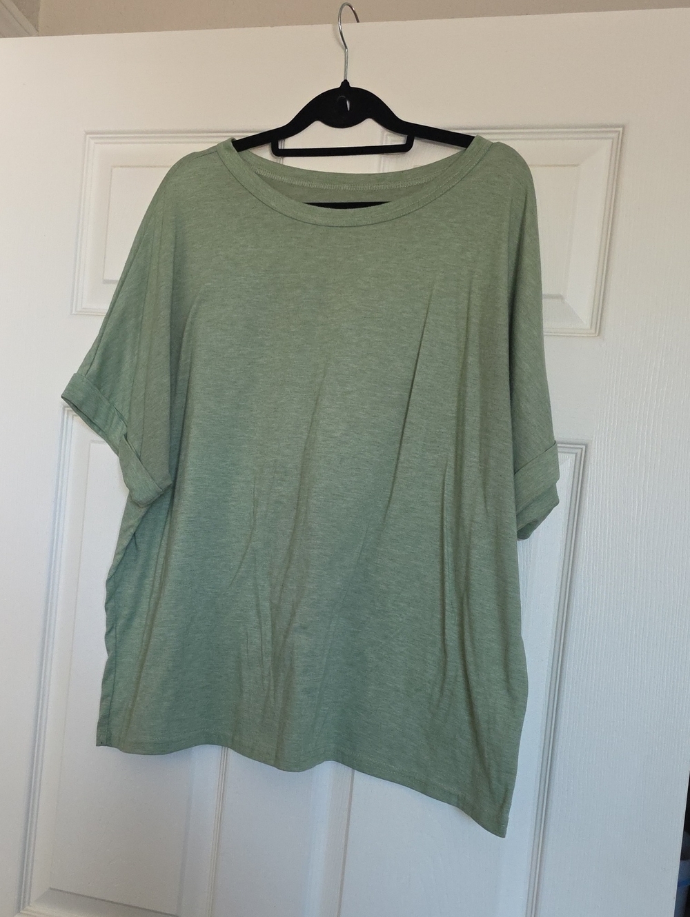 Relaxed Scoop Neck Women's Top in Sage Green